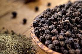 Whole Black Pepper (Sabut Kali Mirch)